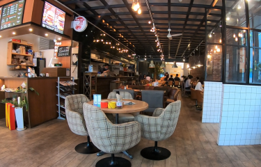 NICK STOCK　ニックストック筑紫通り店
