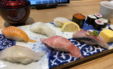 Sushi lunch in the Hakata Station area